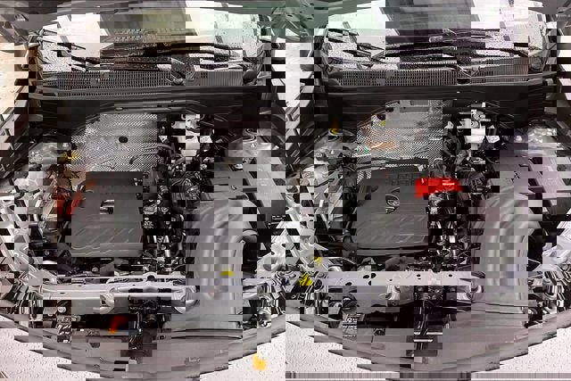 Certified 2024 Buick Encore GX Preferred w/ Comfort Package image 28