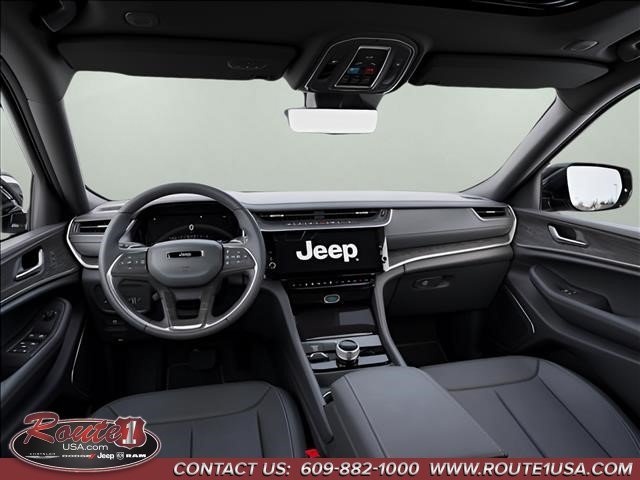New 2026 Jeep Grand Cherokee Limited w/ Luxury Tech Group II AWD/4WD image 15