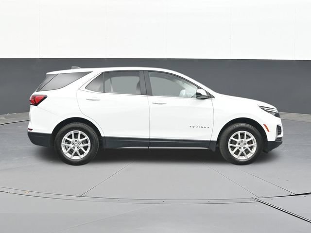 Used 2023 Chevrolet Equinox LT AWD/4WD image 16