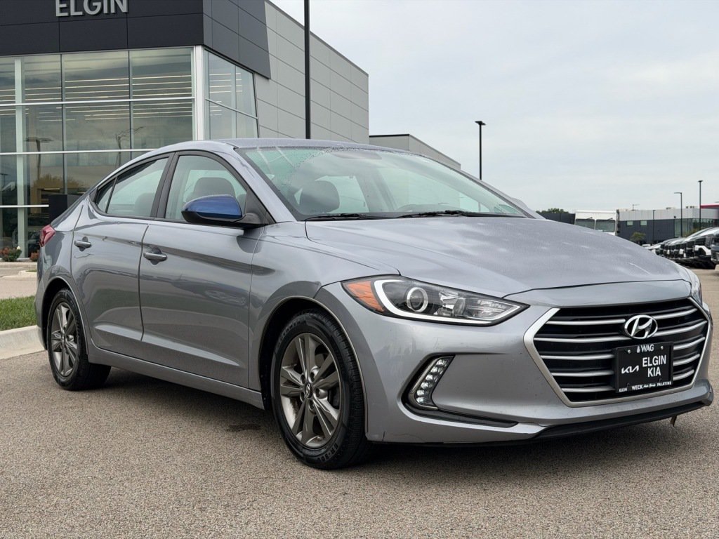 Used 2017 Hyundai Elantra SE w/ SE A/T Tech Package 03 FWD image 1