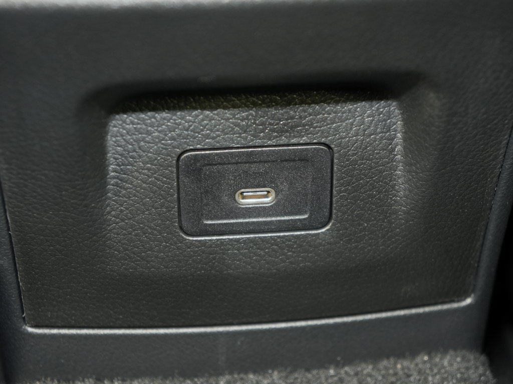 Certified 2025 Mercedes-Benz CLA 35 AMG 4MATIC image 33
