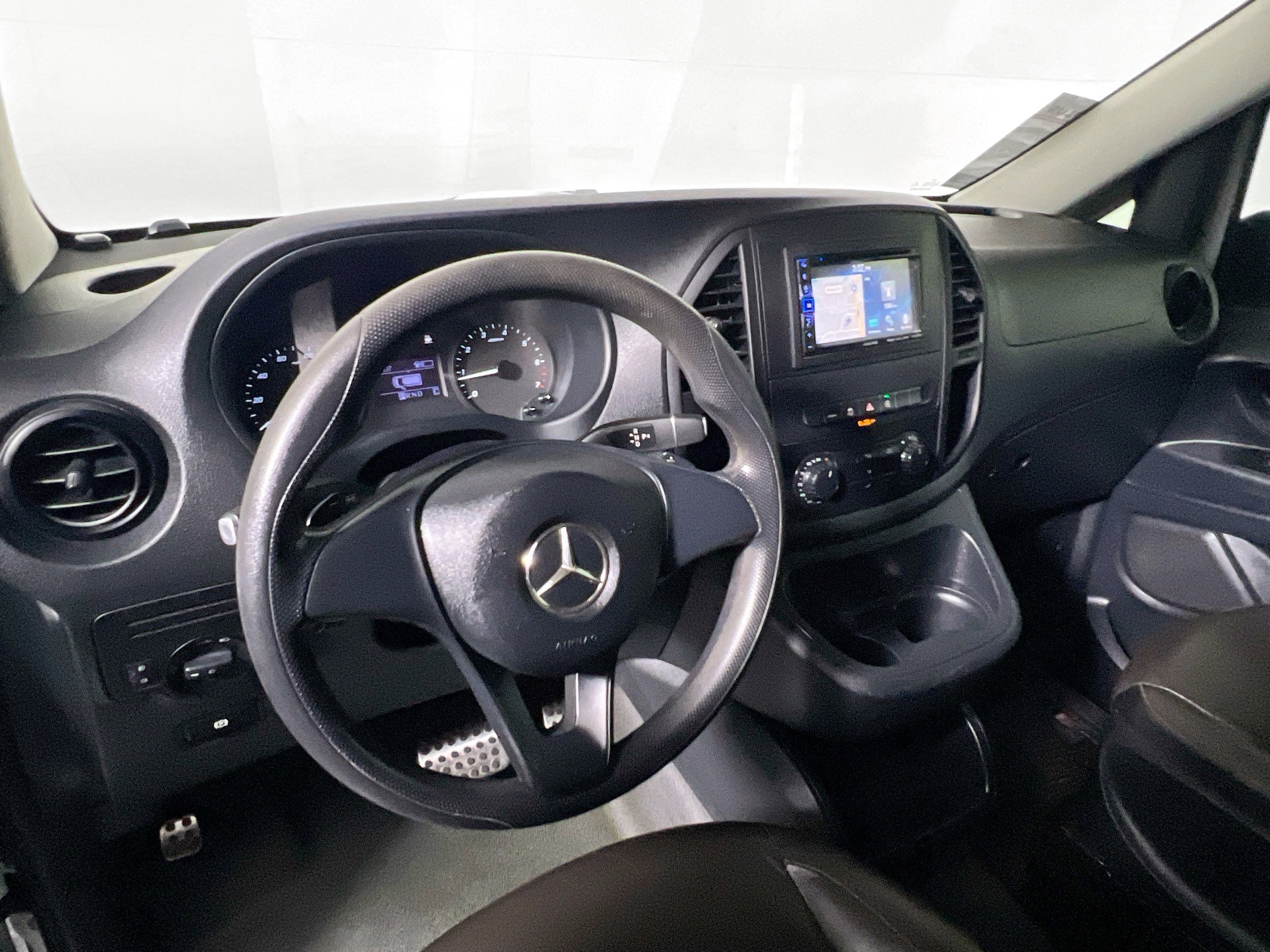 Used 2020 Mercedes-Benz Metris image 28