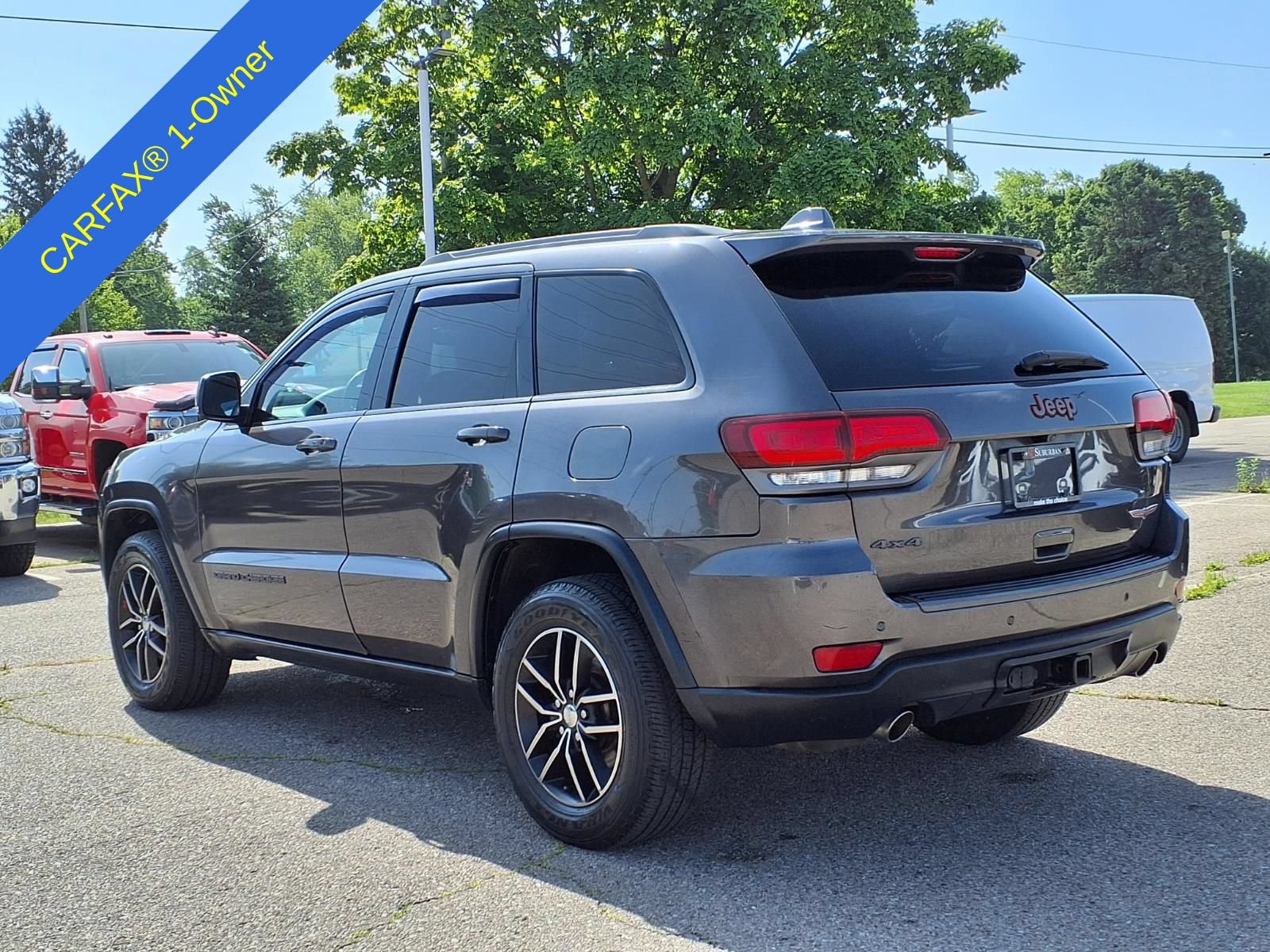 Used 2017 Jeep Grand Cherokee Trailhawk AWD/4WD image 8