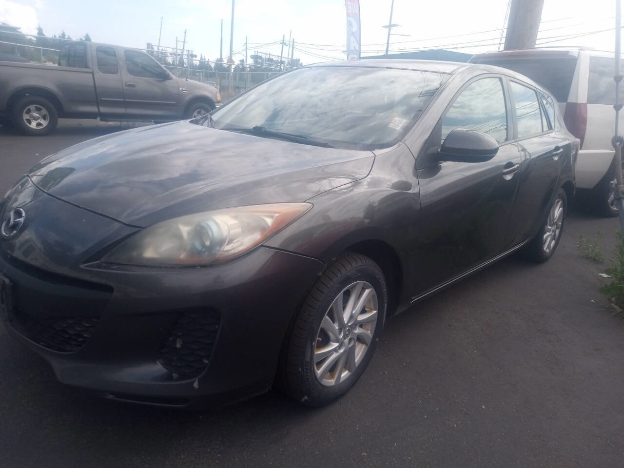 Used 2012 MAZDA MAZDA3 i Touring image 2