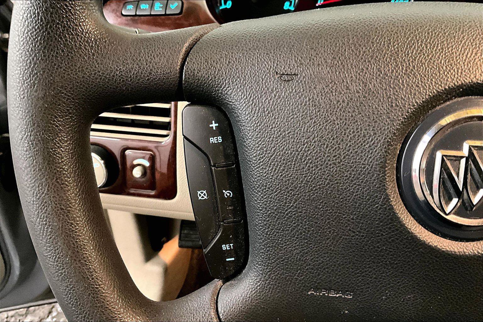 Used 2006 Buick Lucerne CX w/ Driver Confidence Package image 18