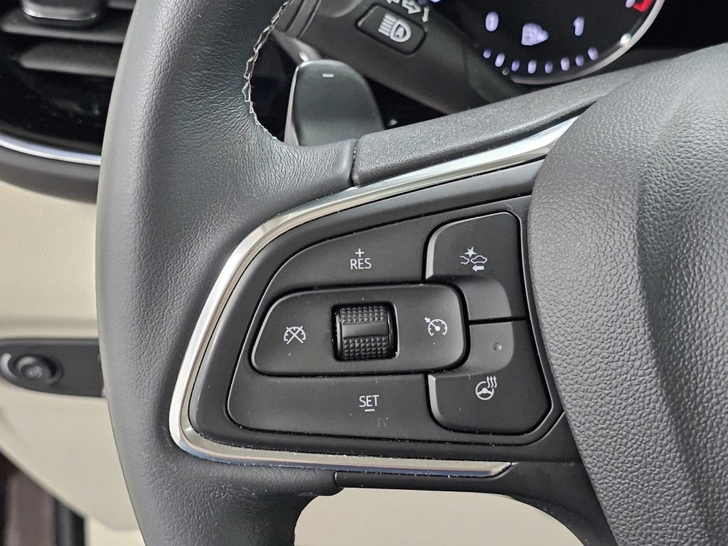 Used 2022 Buick Envision Avenir w/ Premium Seat Package FWD image 43