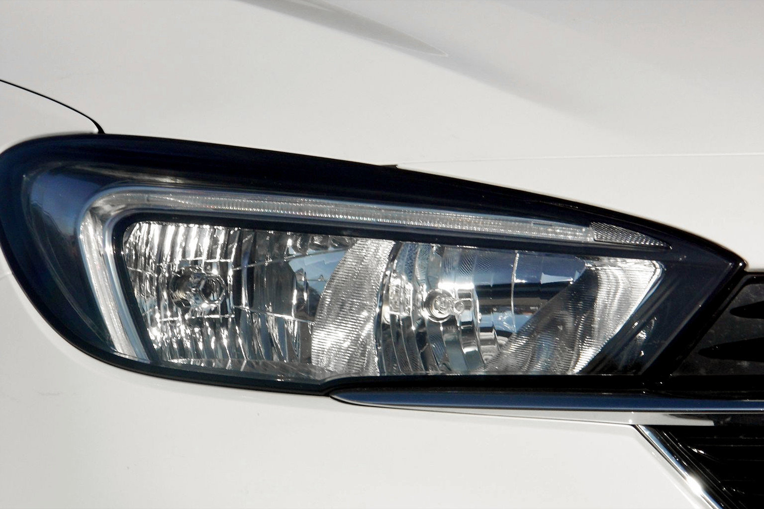 Used 2020 Buick Encore GX Select image 9