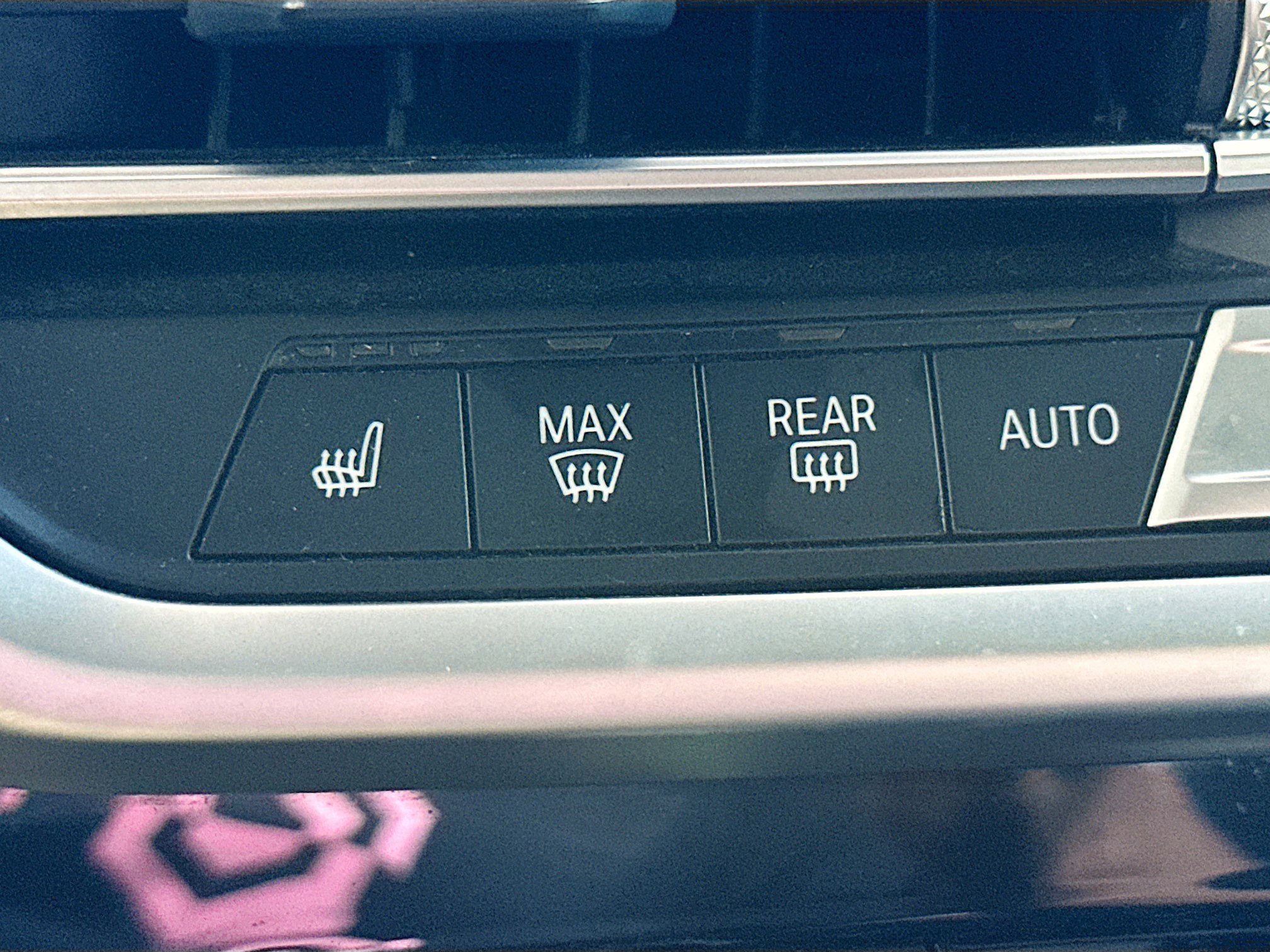 Certified 2022 BMW X3 sDrive30i w/ M Sport Package image 20