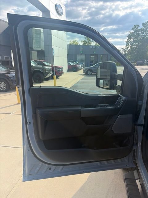 New 2026 Ford F350 Lariat w/ Black Appearance Package AWD/4WD image 26