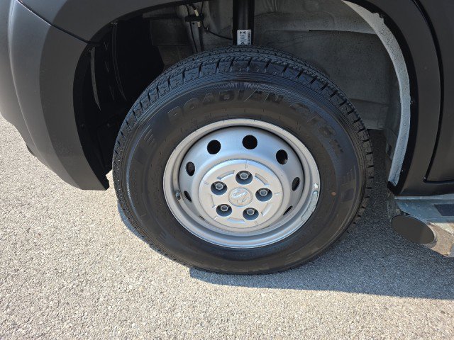 Used 2023 RAM ProMaster 2500 image 11