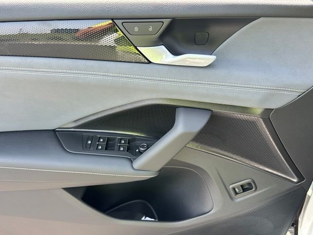 New 2026 Volkswagen Tiguan SE R-Line AWD/4WD image 20