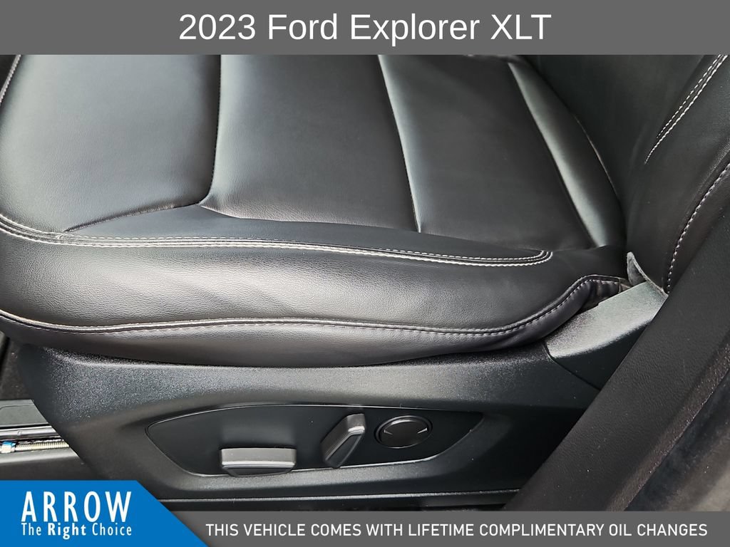 Used 2023 Ford Explorer XLT w/ Equipment Group 202A RWD image 23