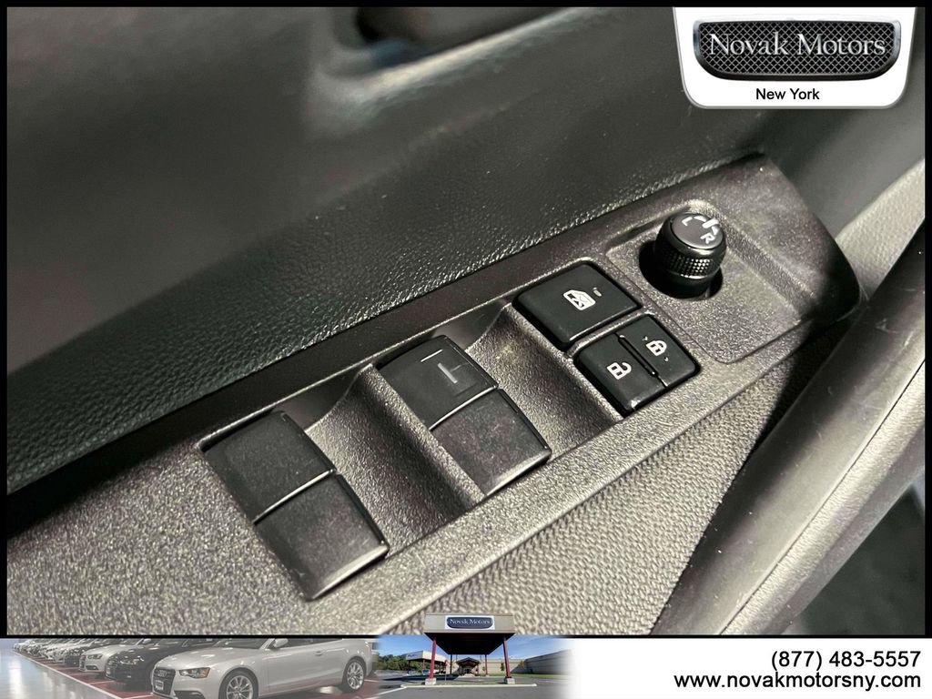 Used 2025 Toyota Corolla LE FWD image 19