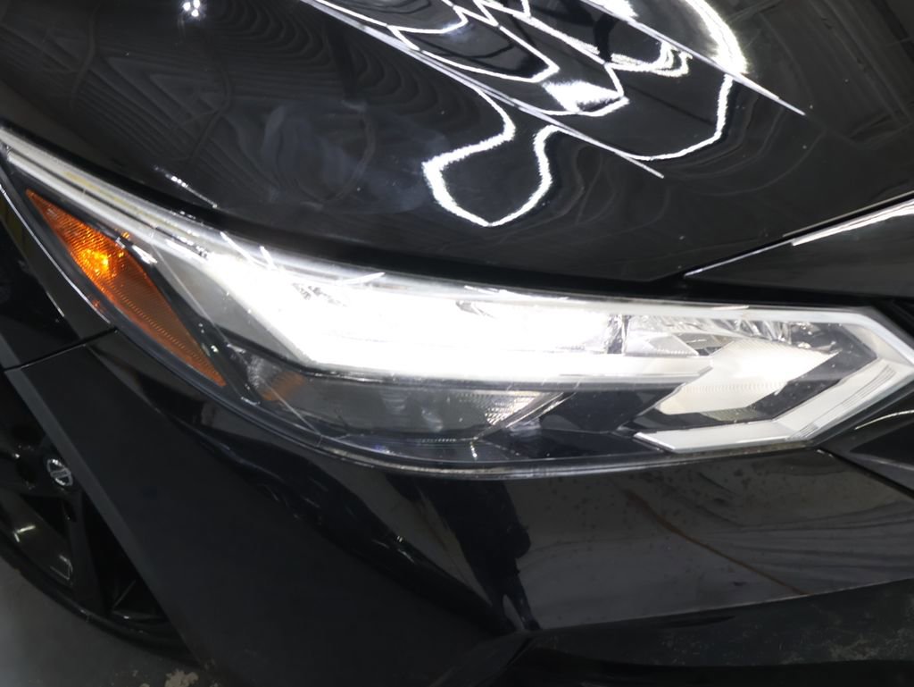 Used 2023 Nissan Sentra SR w/ Midnight Edition Package FWD image 28