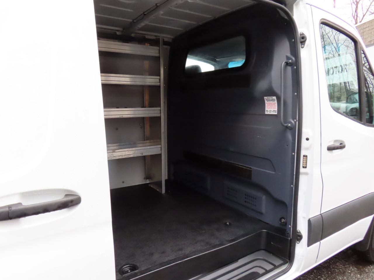 Used 2020 Mercedes-Benz Sprinter 1500 image 22