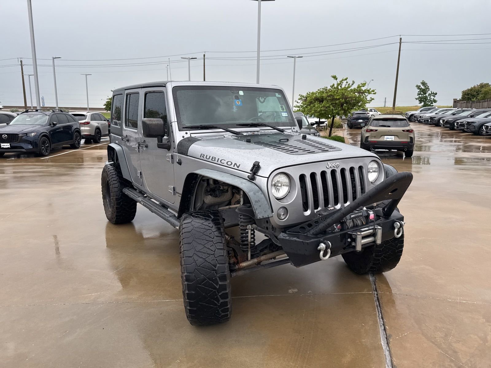 Used 2015 Jeep Wrangler Unlimited Rubicon w/ Max Tow Package image 4