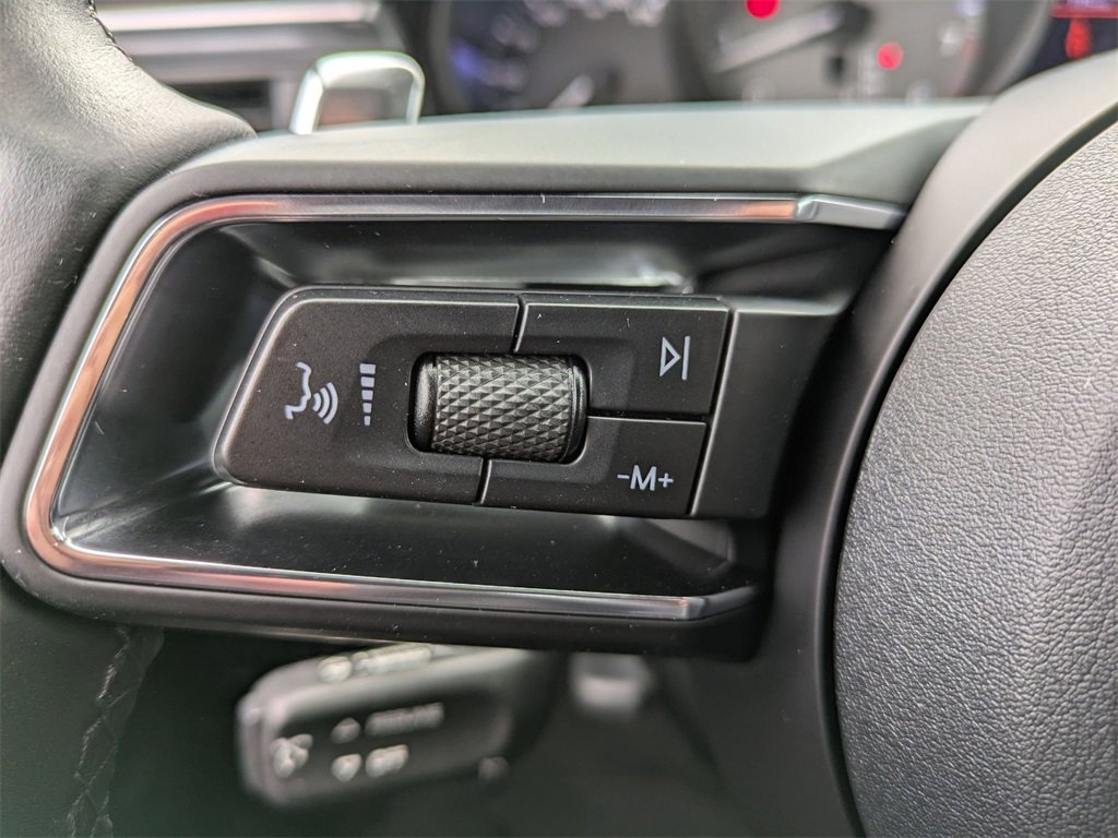 Used 2022 Porsche Macan S image 18