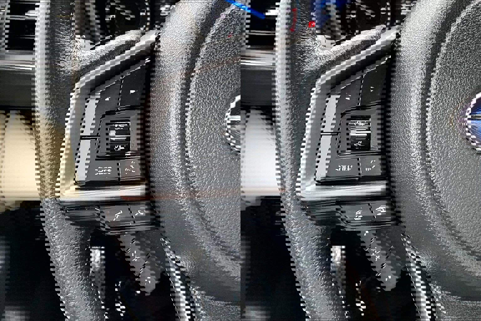 Used 2020 Subaru Ascent Limited w/ Technology Package image 17