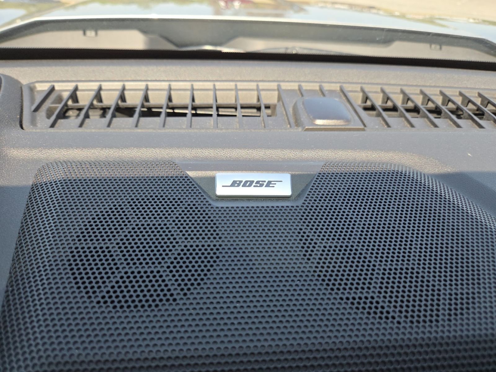 Used 2024 GMC Canyon AT4X image 13