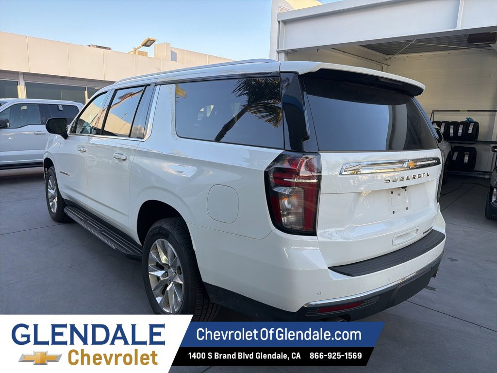 Used 2023 Chevrolet Suburban Premier image 5
