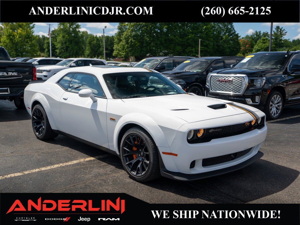 Used 2022 Dodge Challenger R/T Scat Pack RWD image 1