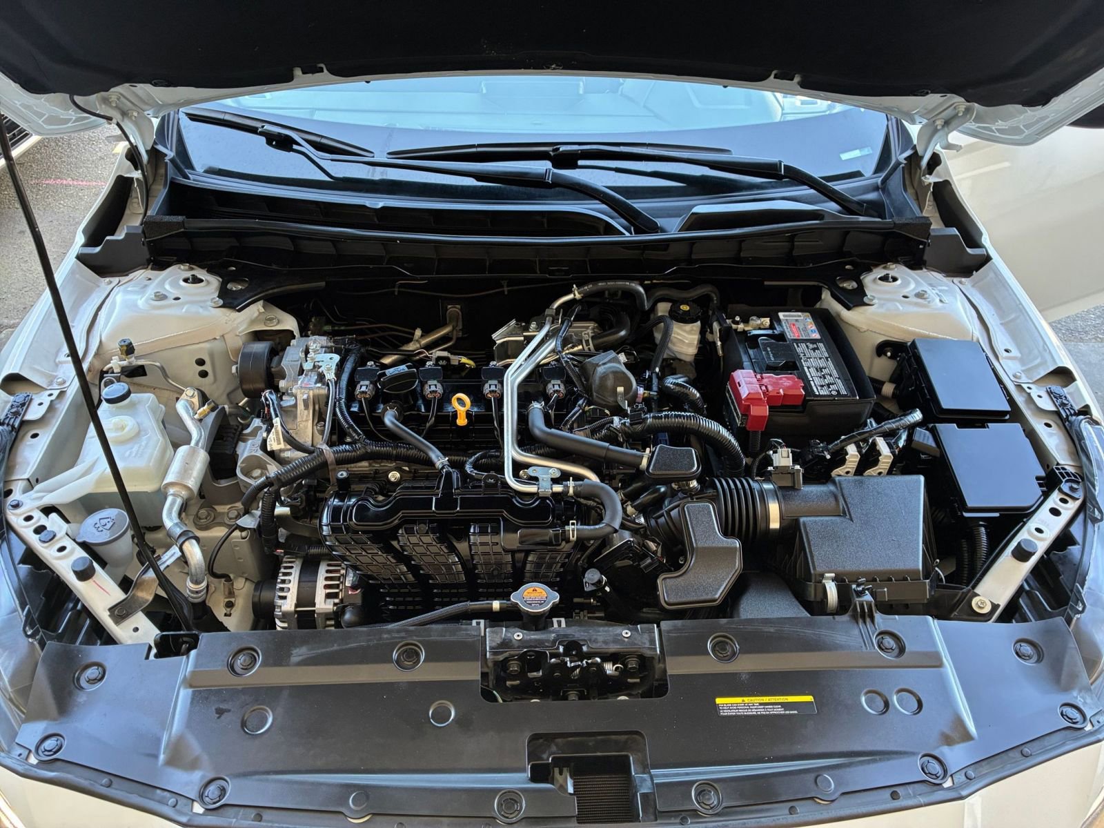 Used 2025 Nissan Altima 2.5 SV FWD image 33