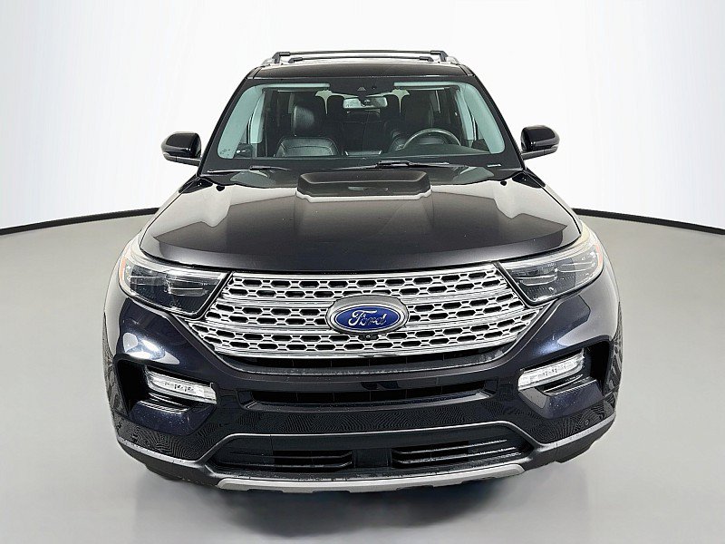 Used 2021 Ford Explorer Limited w/ Equipment Group 301A AWD/4WD image 2