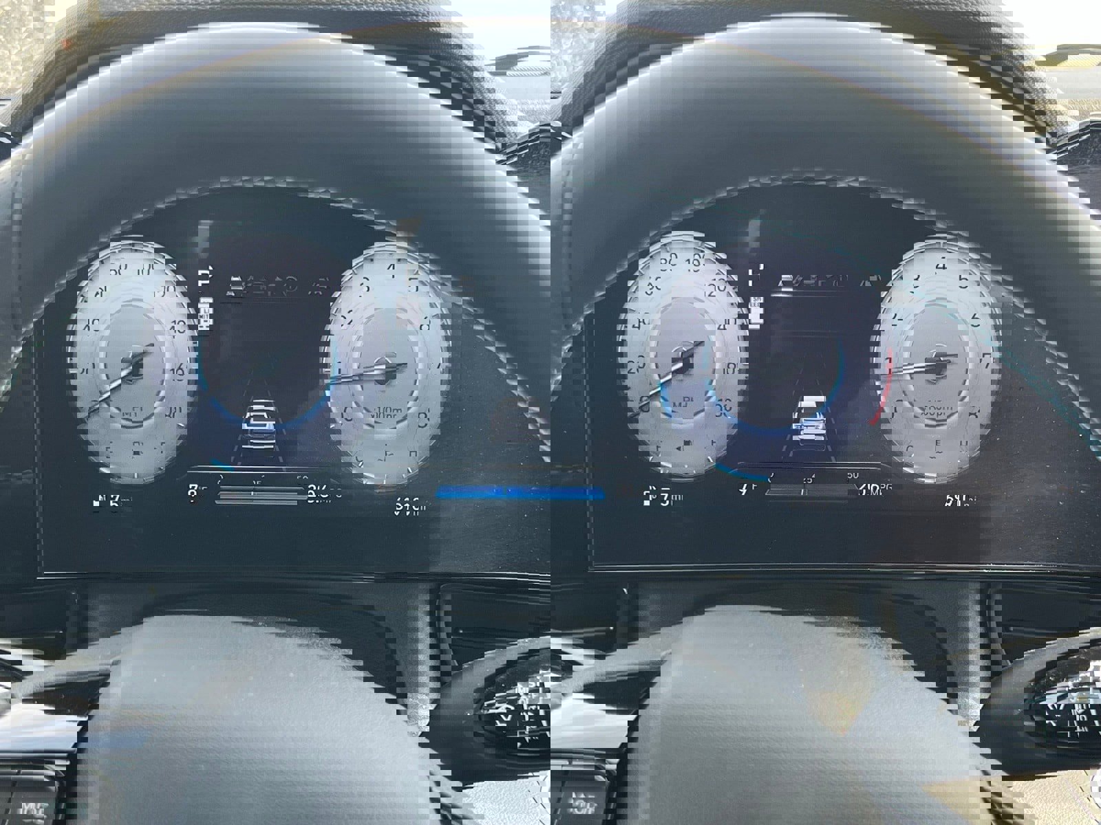 Used 2025 Hyundai Elantra N image 31