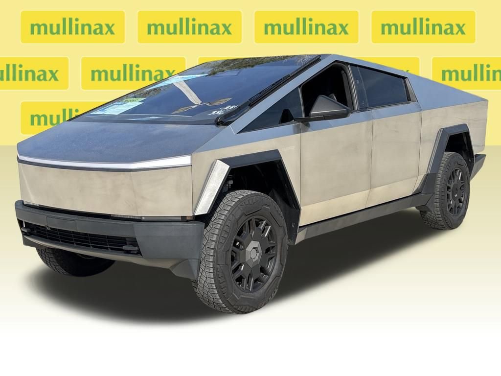 Used 2024 Tesla Cybertruck AWD Crew Cab image 12