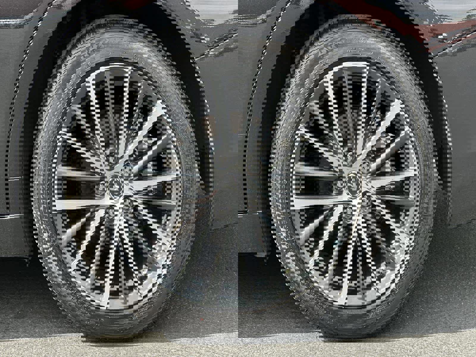 Used 2024 Lexus ES 300h w/ Premium Package image 8