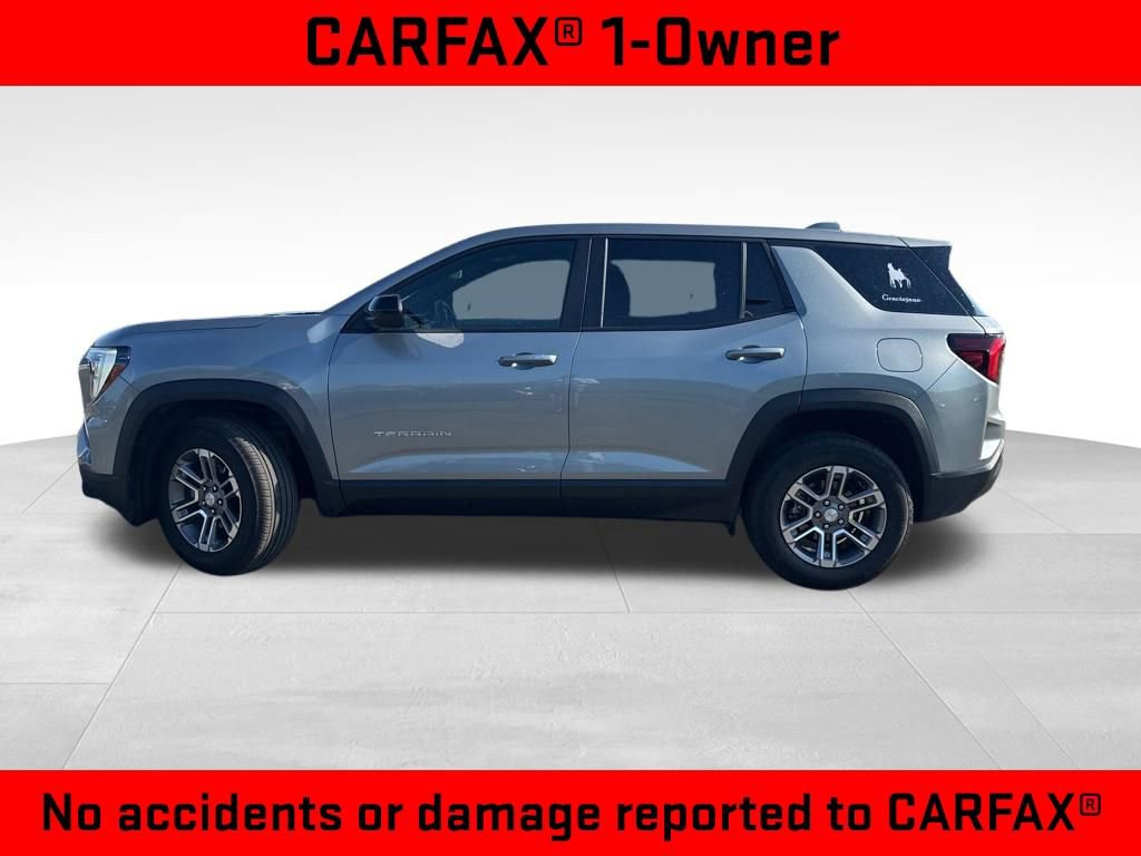 Used 2025 GMC Terrain Elevation AWD/4WD image 2