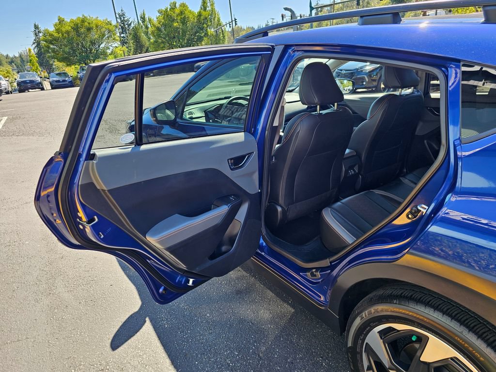 Used 2024 Subaru Crosstrek 2.5i Limited w/ Crosstrek Mirror Package AWD/4WD image 15