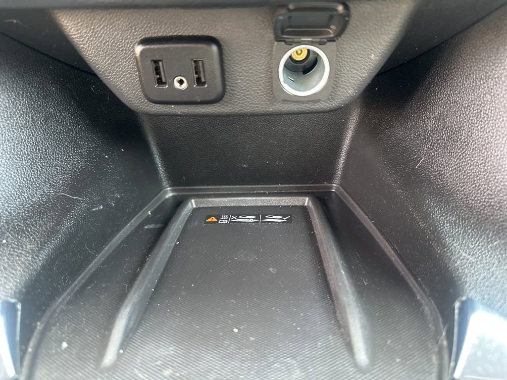 Used 2023 Chevrolet Traverse LT AWD/4WD image 15