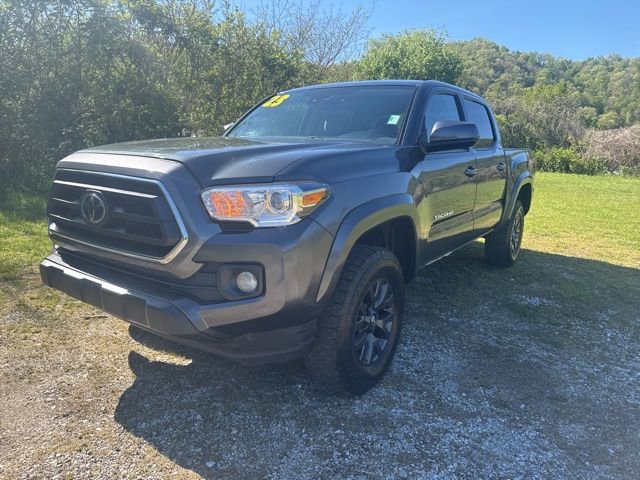 Used 2023 Toyota Tacoma SR5 AWD/4WD image 4
