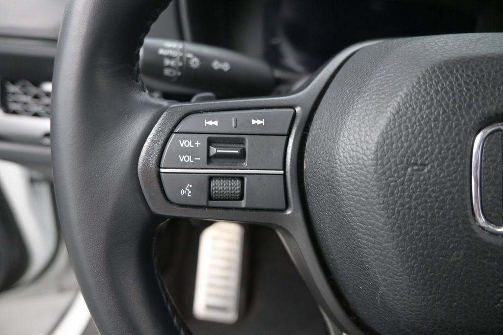 Used 2023 Honda Accord Sport image 30