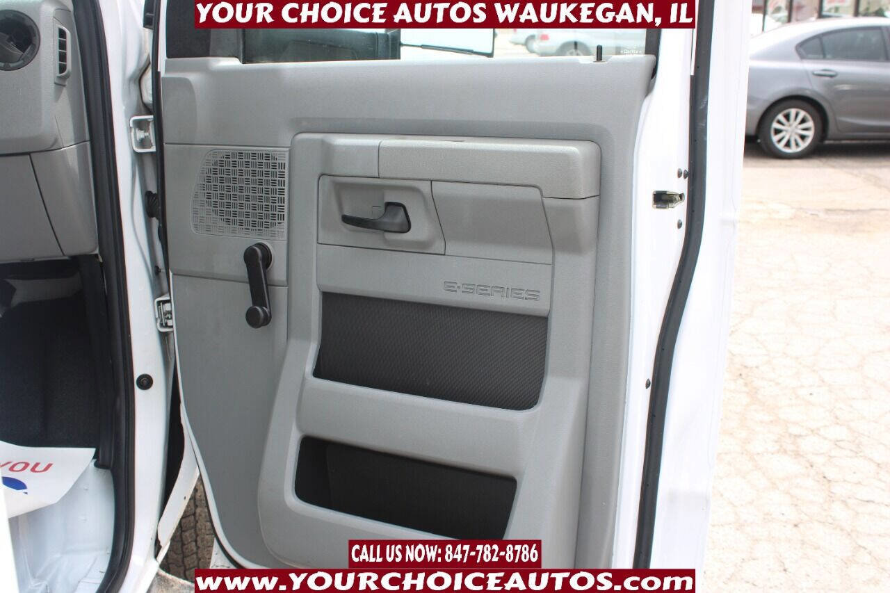 Used 2012 Ford E-450 and Econoline 450 Super Duty image 26