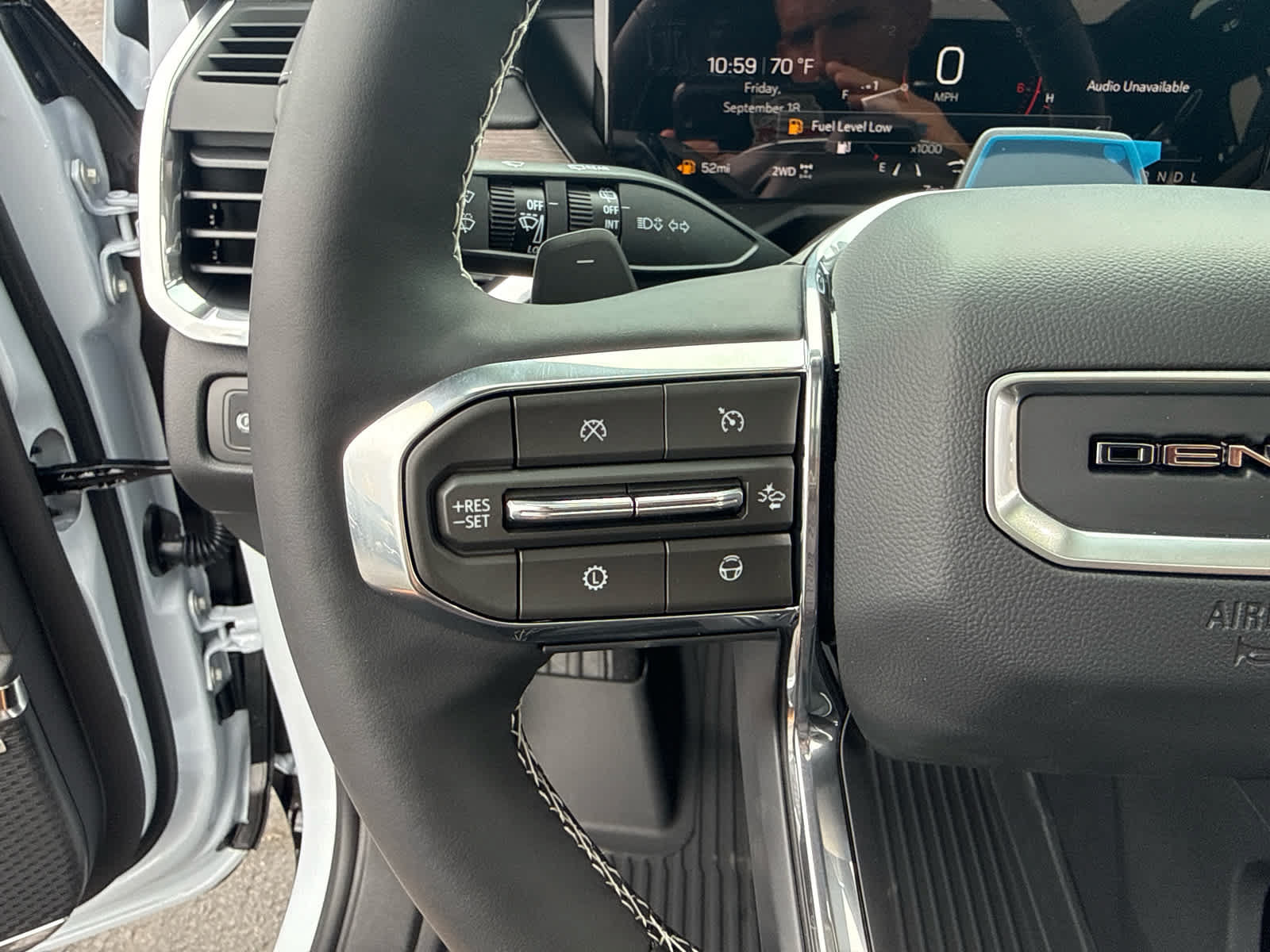 New 2027 GMC Acadia Denali w/ LPO, Floor Liner Package AWD/4WD image 17