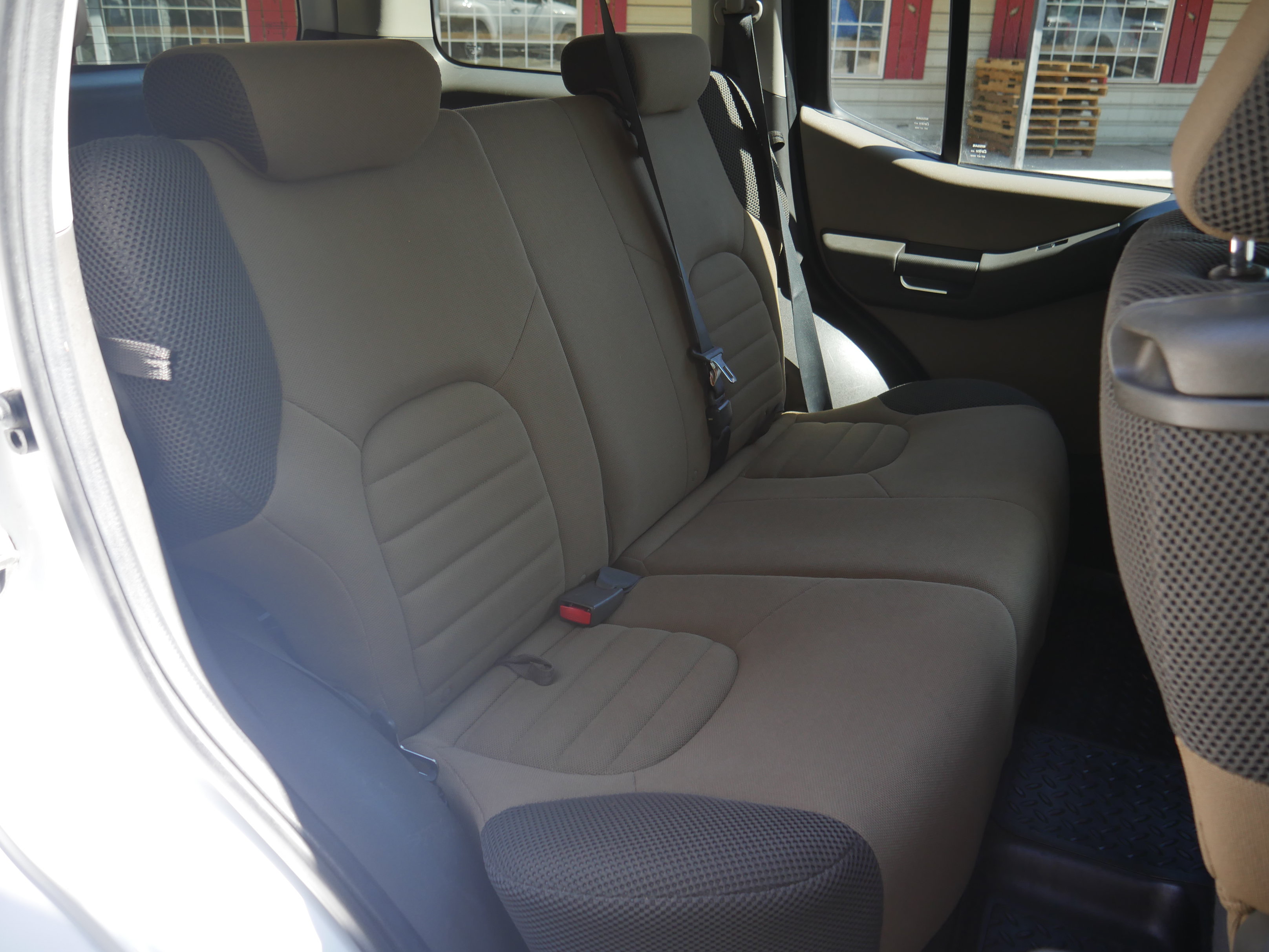 Used 2008 Nissan Xterra SE AWD/4WD image 25