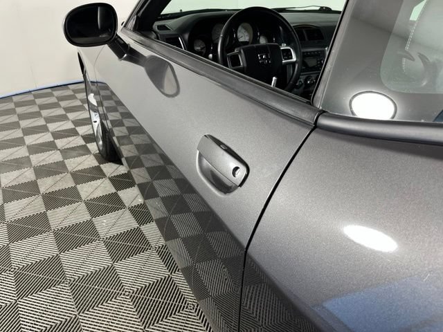 Used 2014 Dodge Challenger R/T Plus RWD image 13