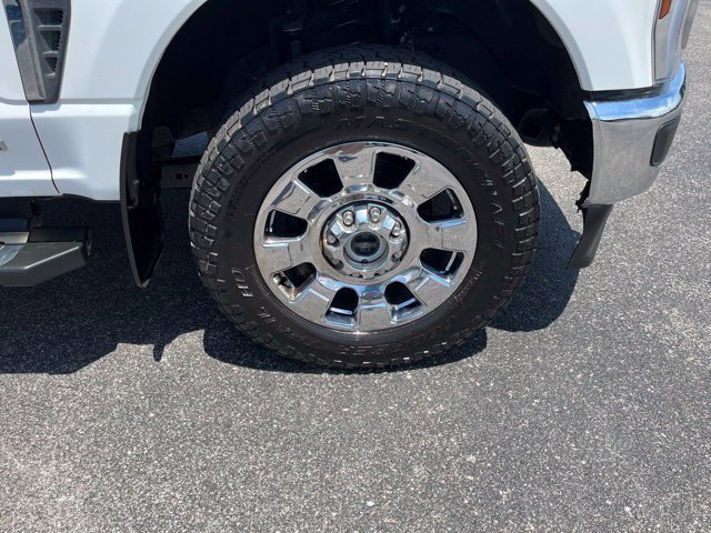 Used 2024 Ford F350 Lariat w/ Chrome Package AWD/4WD image 3