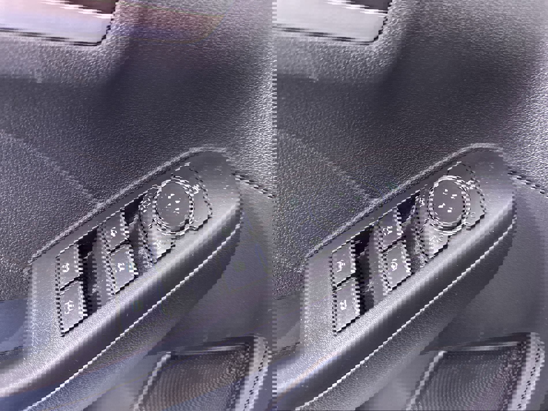 Used 2022 Ford Escape SE w/ SE Sport Appearance Package image 60