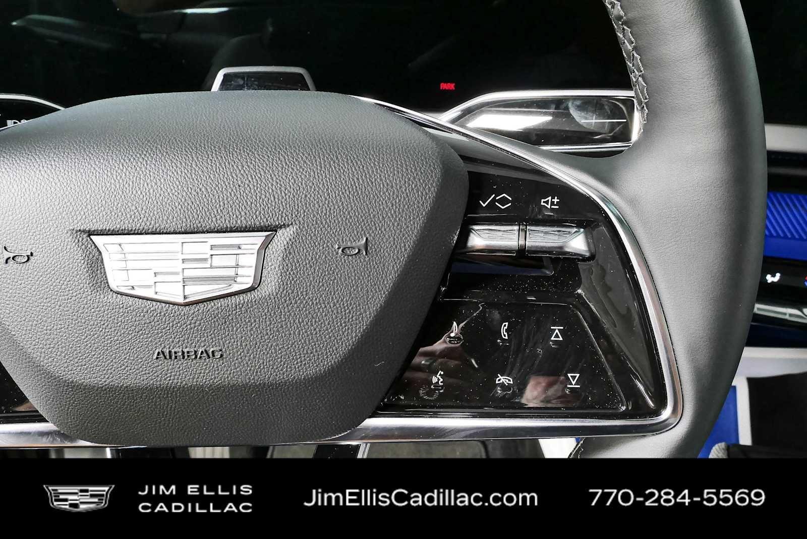Used 2025 Cadillac Optiq Luxury 1 AWD/4WD image 12