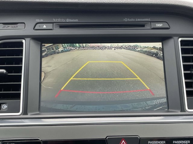 Used 2015 Hyundai Sonata Limited w/ Option Group 06 FWD image 28