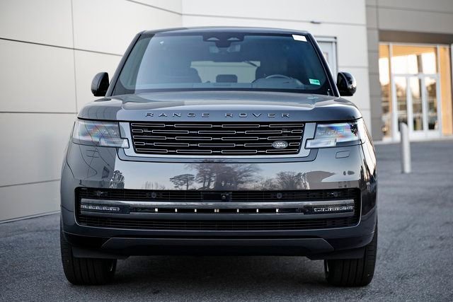 New 2026 Land Rover Range Rover SE image 16