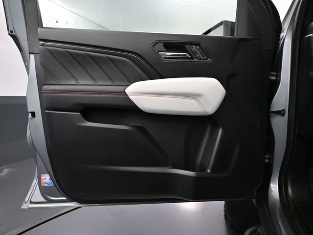 Used 2024 GMC Canyon AT4X image 22