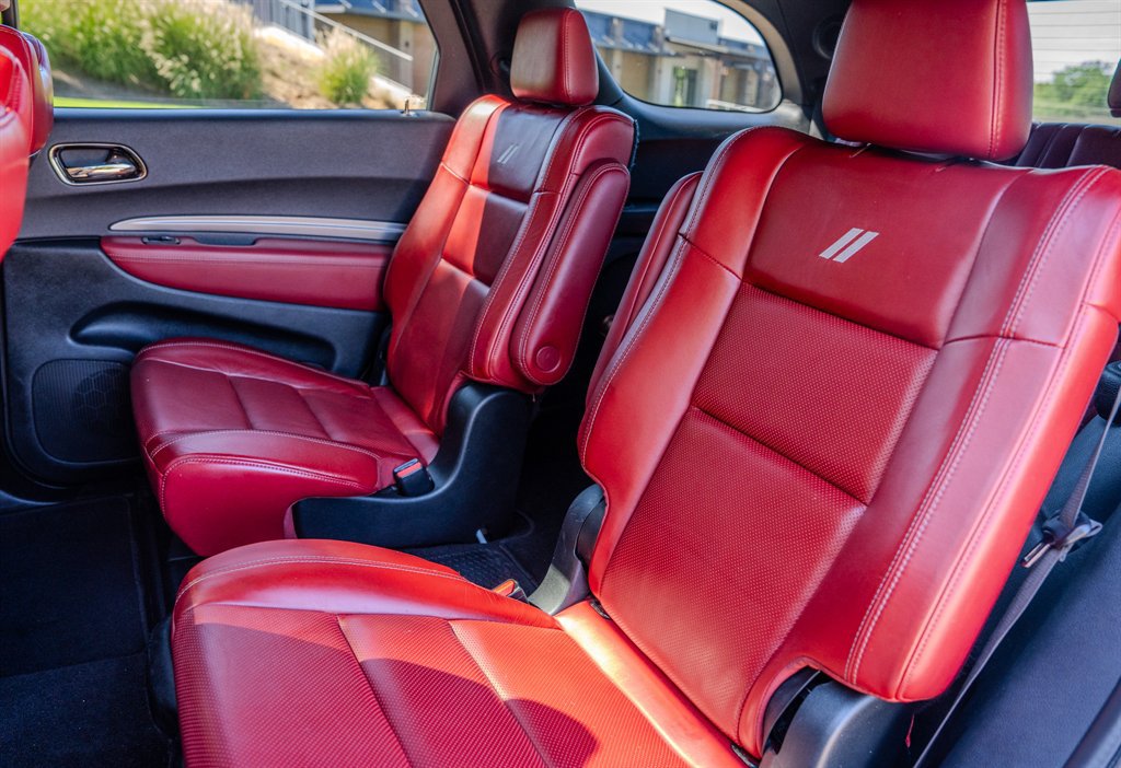 Used 2020 Dodge Durango R/T w/ Blacktop Package AWD/4WD image 28