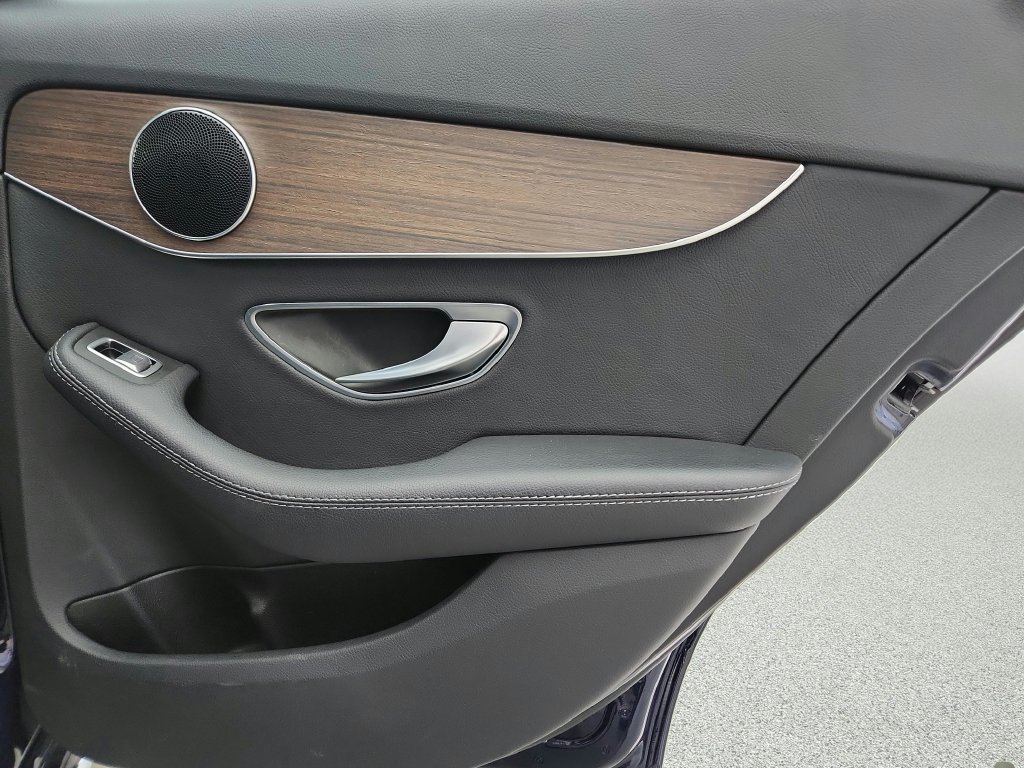 Used 2019 Mercedes-Benz C 300 4MATIC Sedan image 31