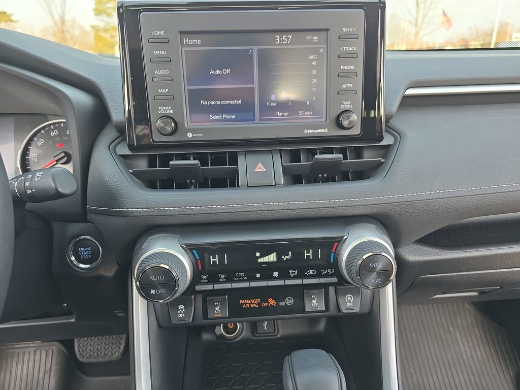 Used 2021 Toyota RAV4 XLE image 21