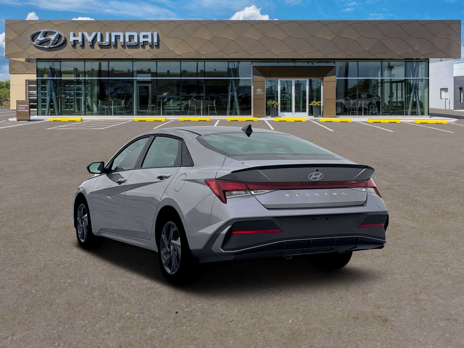 Used 2026 Hyundai Elantra Sport FWD image 5