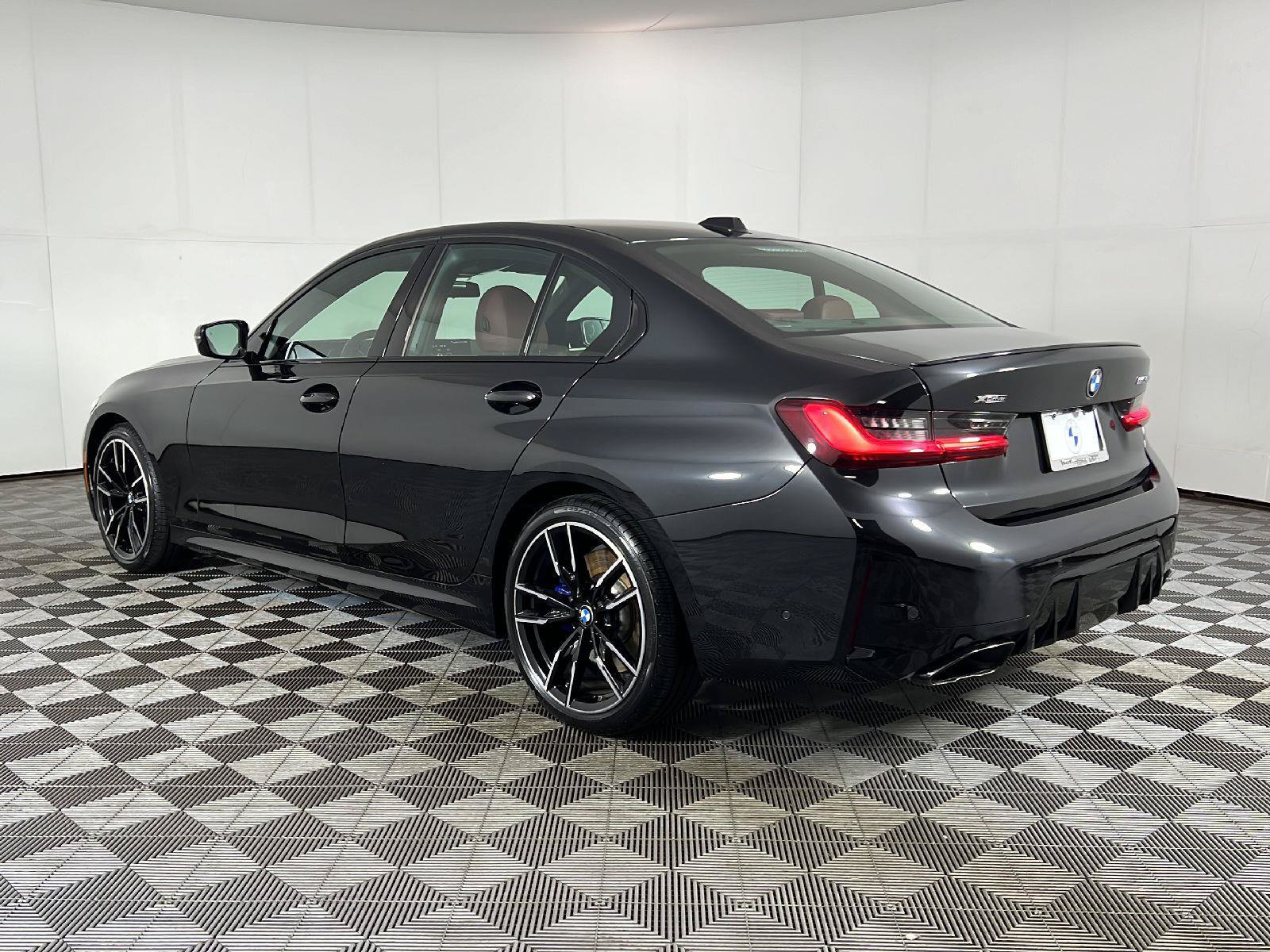 Used 2023 BMW M340i xDrive AWD/4WD image 9